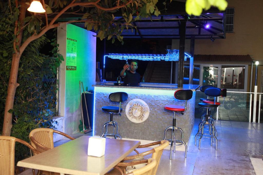 Otel Guenduez Antalya Exterior photo